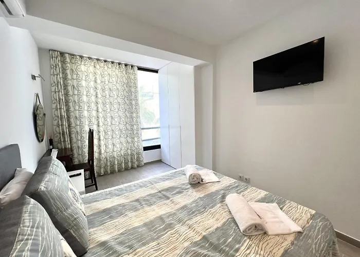 Appartement Beachside - With Pool By Hd Quarteira