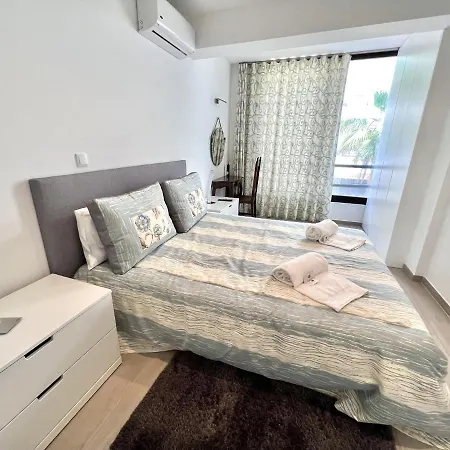 Appartement Beachside - With Pool By Hd