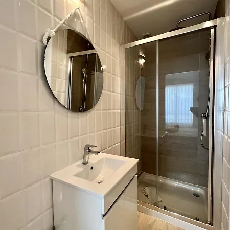 Beachside - With Pool By Hd